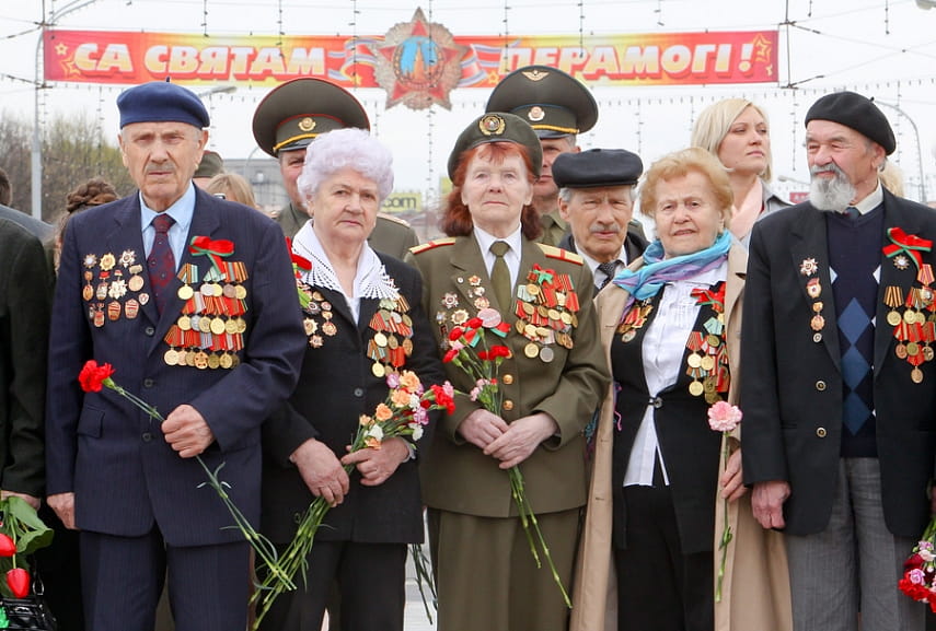 Ветераны - белорусские орлята.