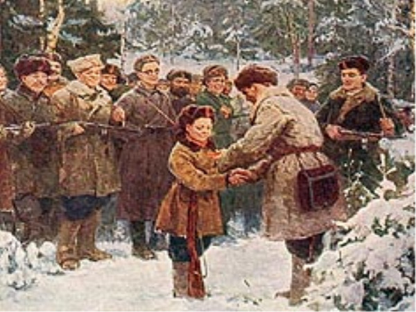 Перед строем бойцов командир вручает юному партизану награду. Картина.