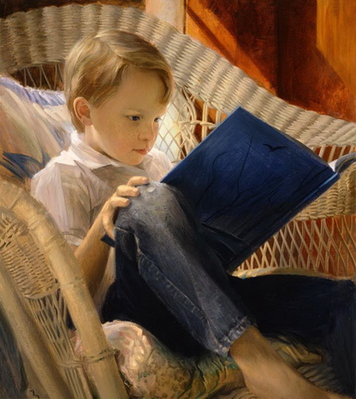 Мальчик в кресле читает книгу. Картина.